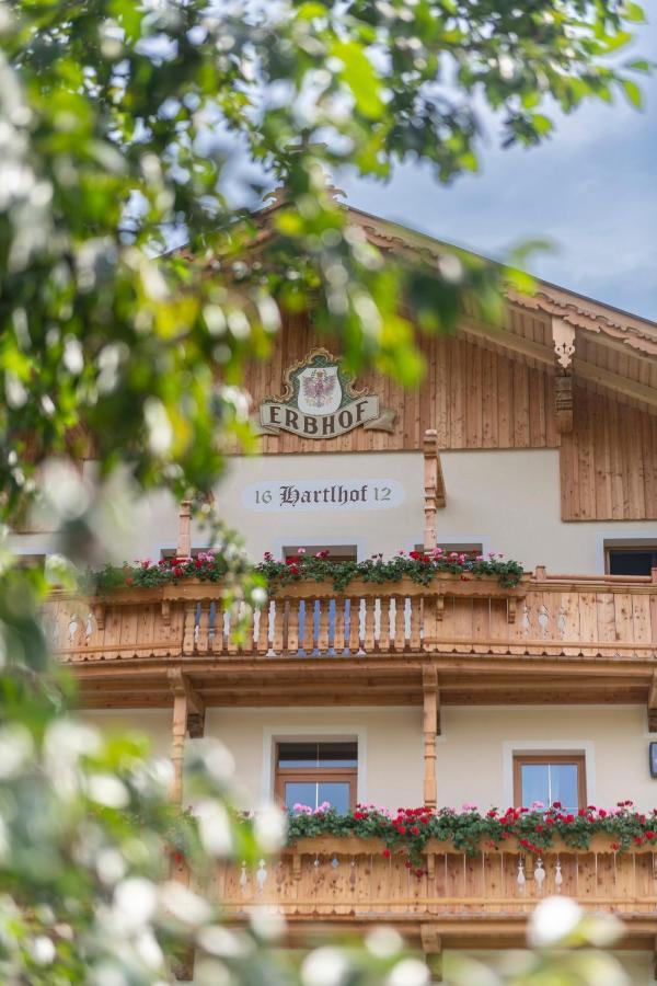 Hartlhof Urlaub Am Baby- Und Kinderbauernhof Niederau Exterior photo
