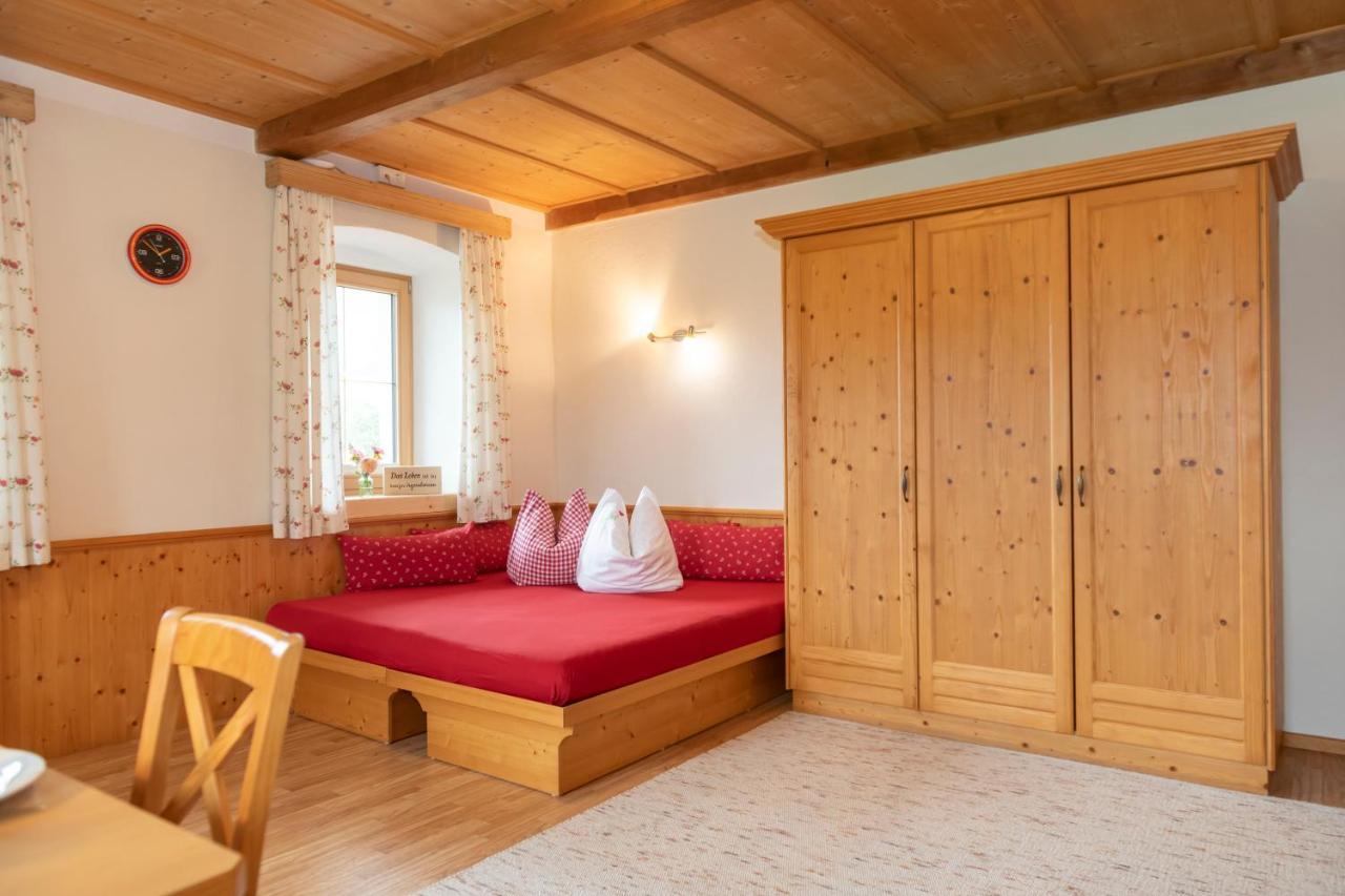 Hartlhof Urlaub Am Baby- Und Kinderbauernhof Niederau Exterior photo