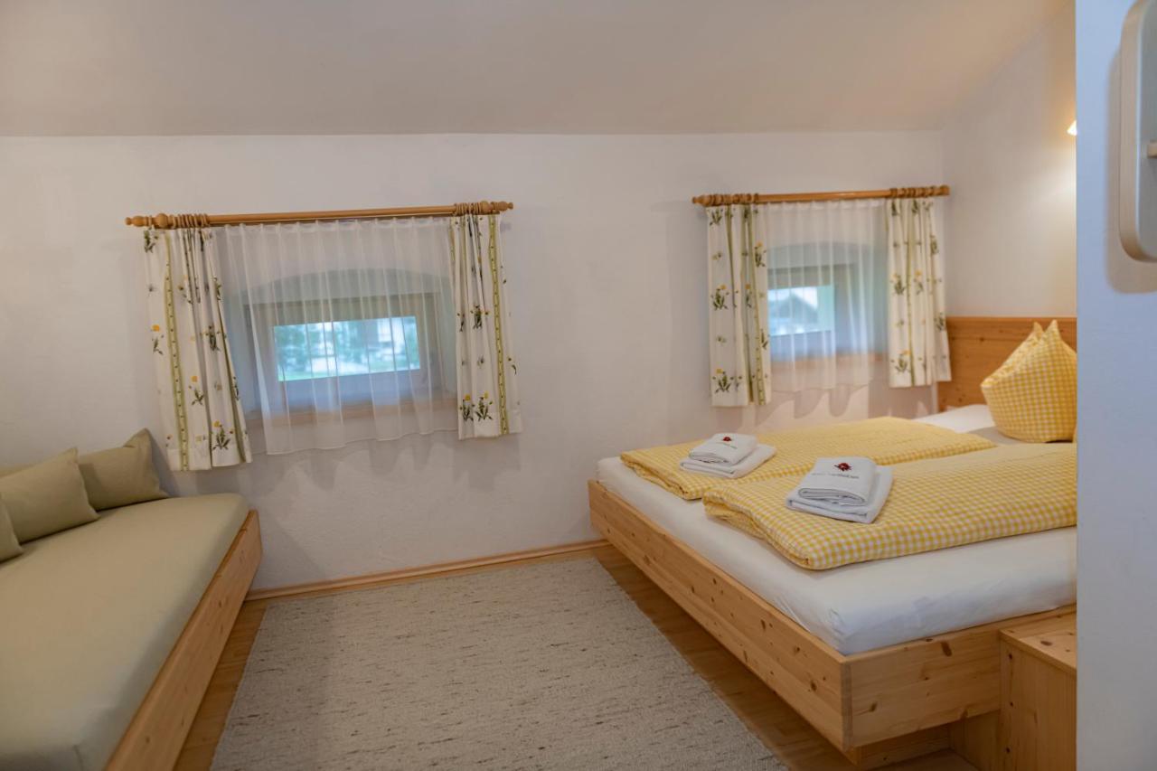 Hartlhof Urlaub Am Baby- Und Kinderbauernhof Niederau Exterior photo
