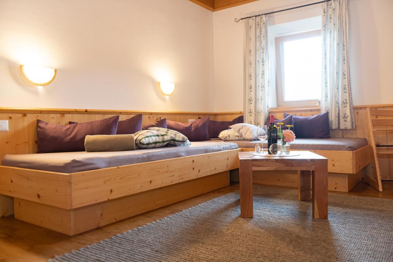 Hartlhof Urlaub Am Baby- Und Kinderbauernhof Niederau Exterior photo